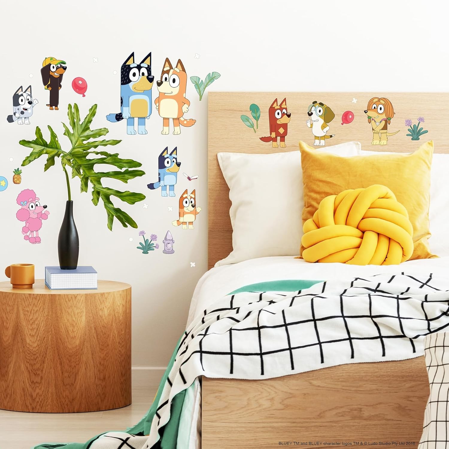 Bluey Wall Decals Peel and Stick – Family & Friends RoomMates Wall Stickers