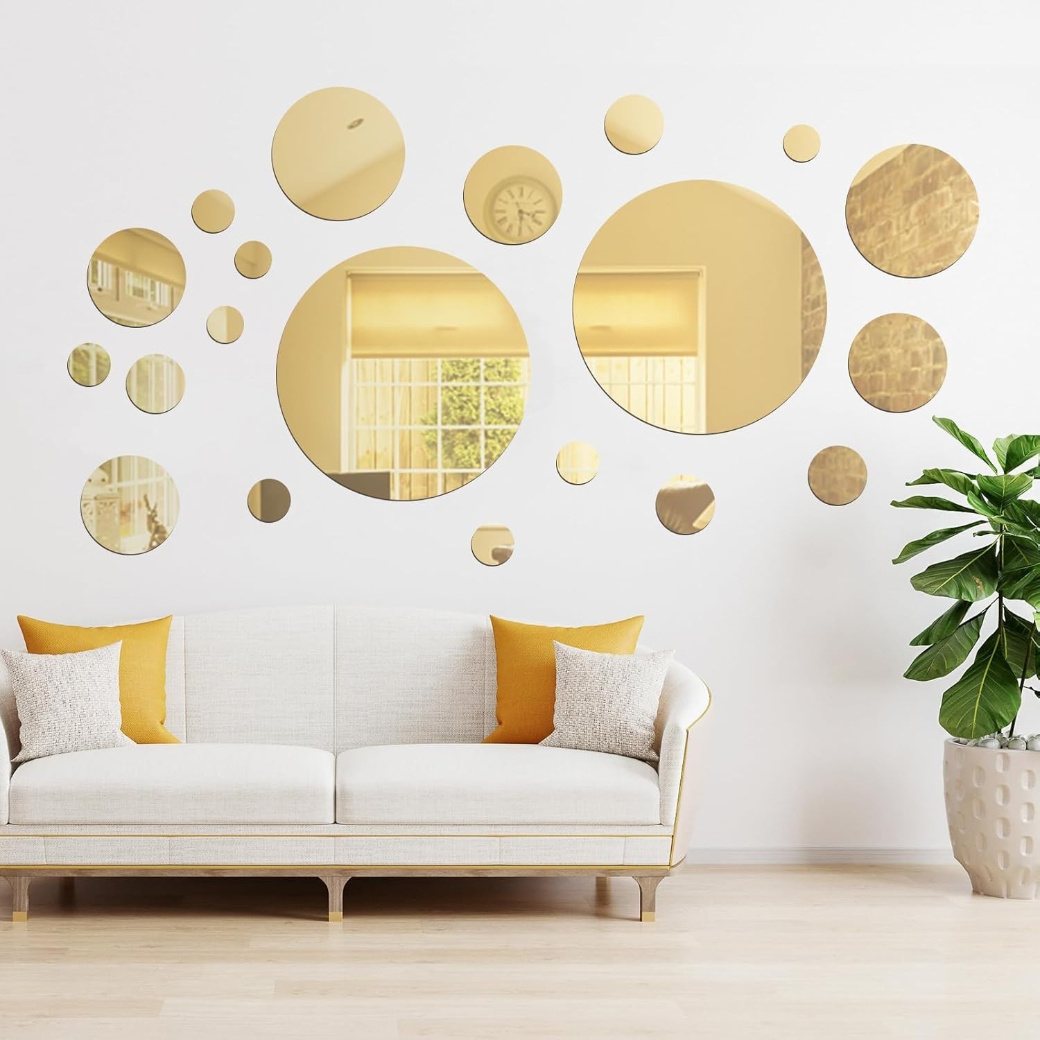 Elegant 32-Piece Mirror Circle Stickers – Acrylic Wall Decor for Family Spaces