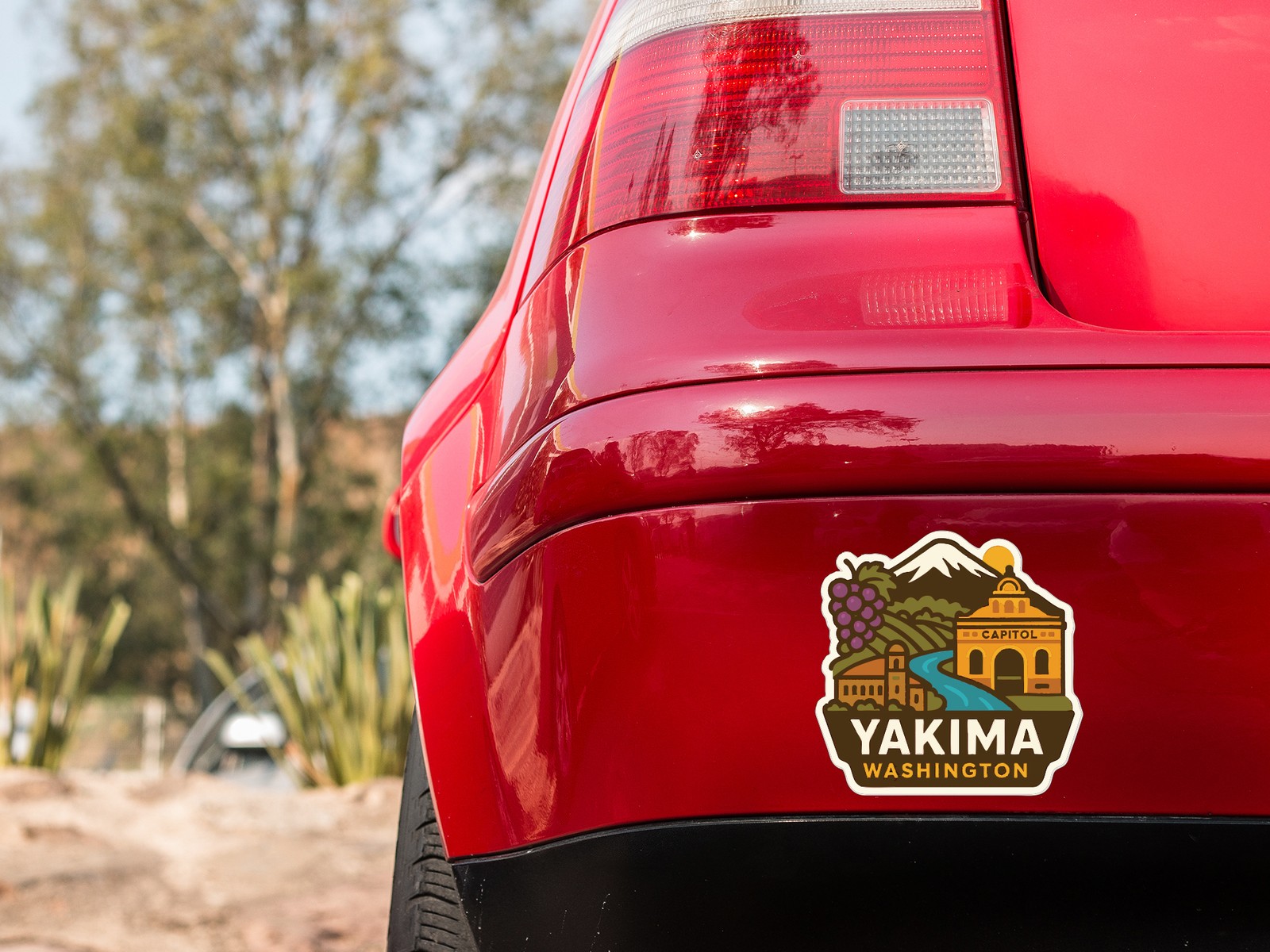 Yakima Washington Sticker Decal Vinyl Die-Cut City Skyline Landmark Design