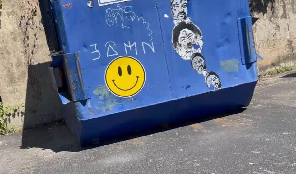 18" JUMBO/GIGANTIC/XTRA-LARGE Vinyl Happy Face Sticker Decal 18" Diameter!