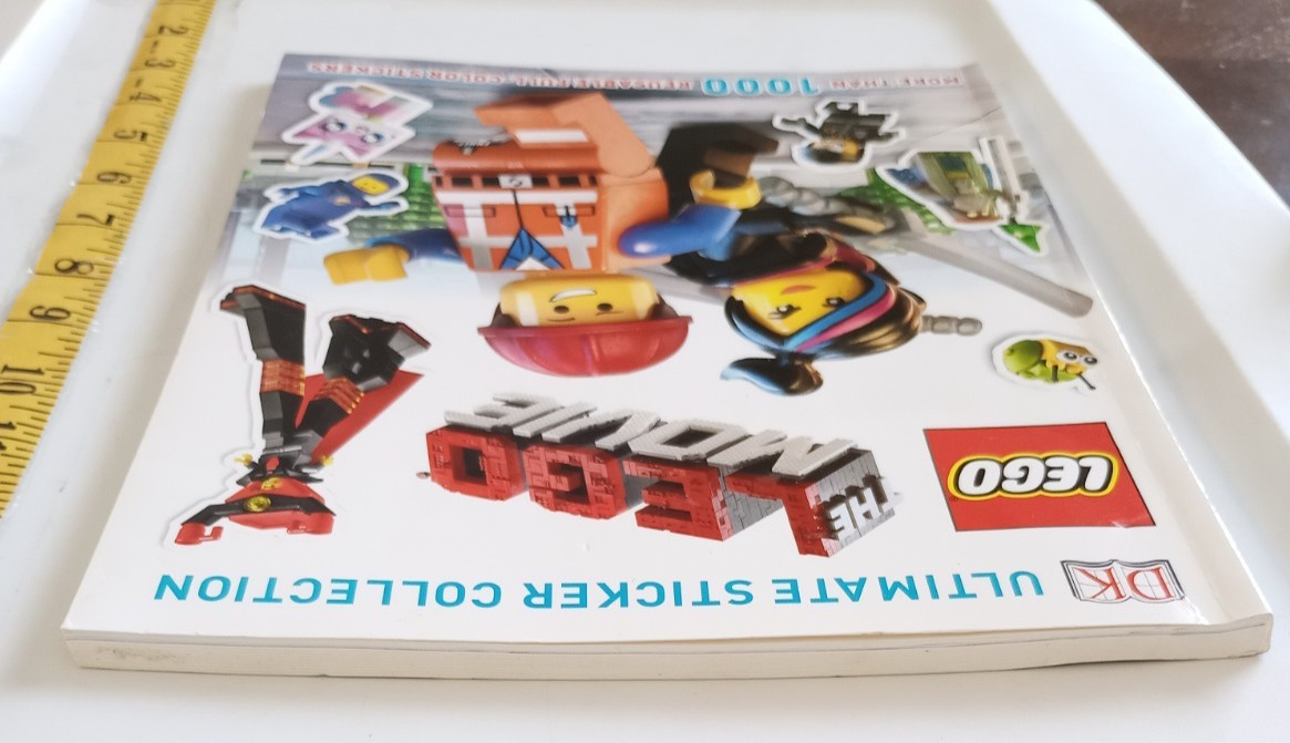 Lego The Lego Movie 1000+ full color reuseable sticker book