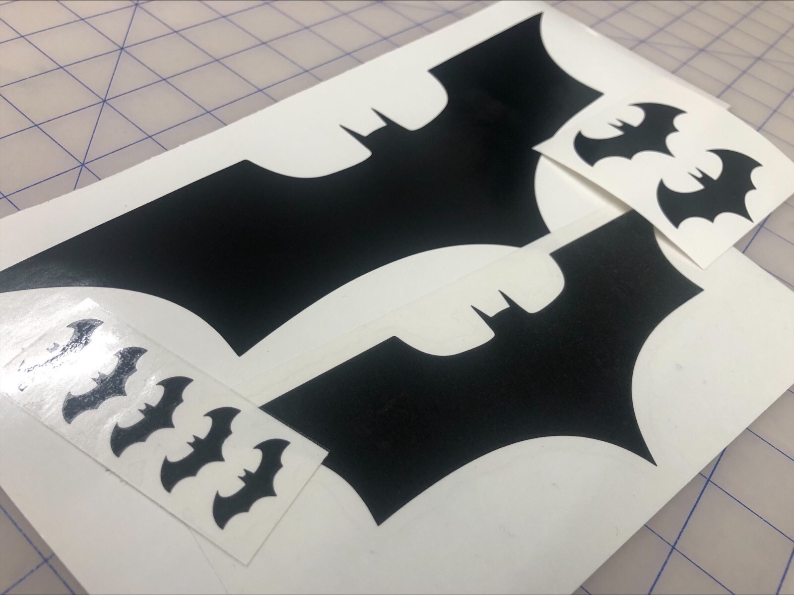 DARK KNIGHT Vinyl Decal Logo Batman Car Truck Sticker Gift Laptop Comic