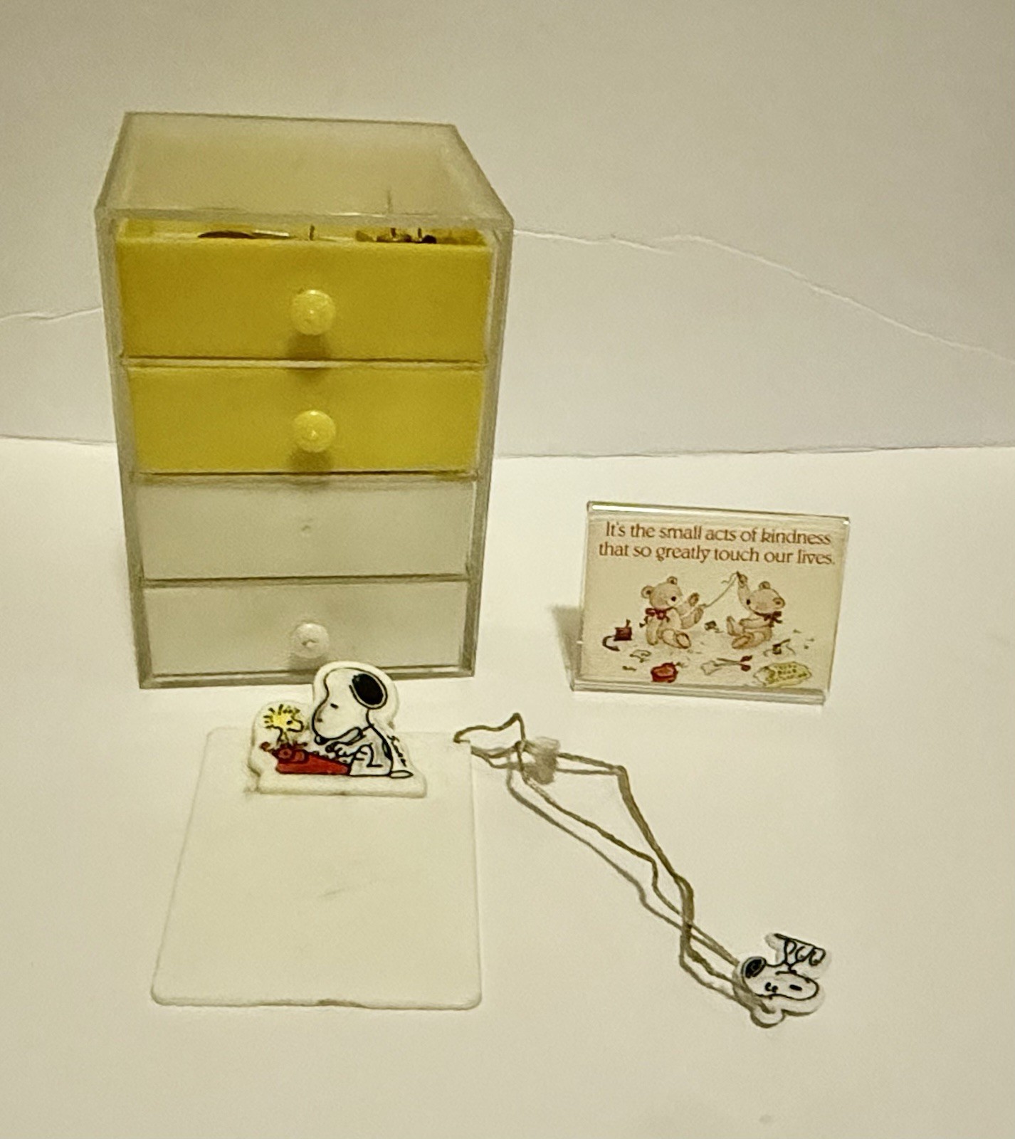 Vintage Lot Of 3 Desk Accessories Drawer Organizer Snoopy Mini Clipboard Picture