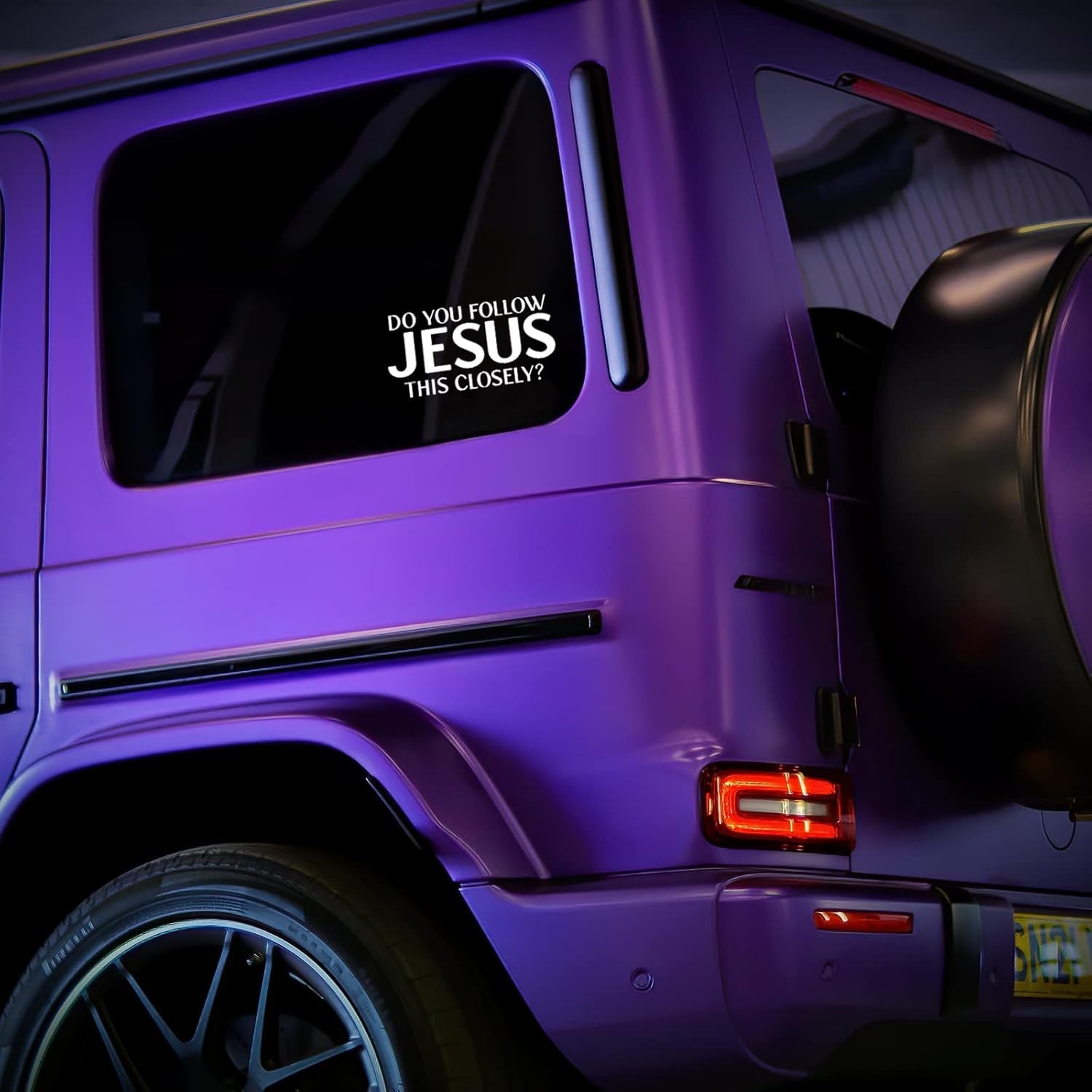 Handmade Jesus Vinyl Decal – Irregular Shape | Stylish 5.5" x 2" Car & Wall Art