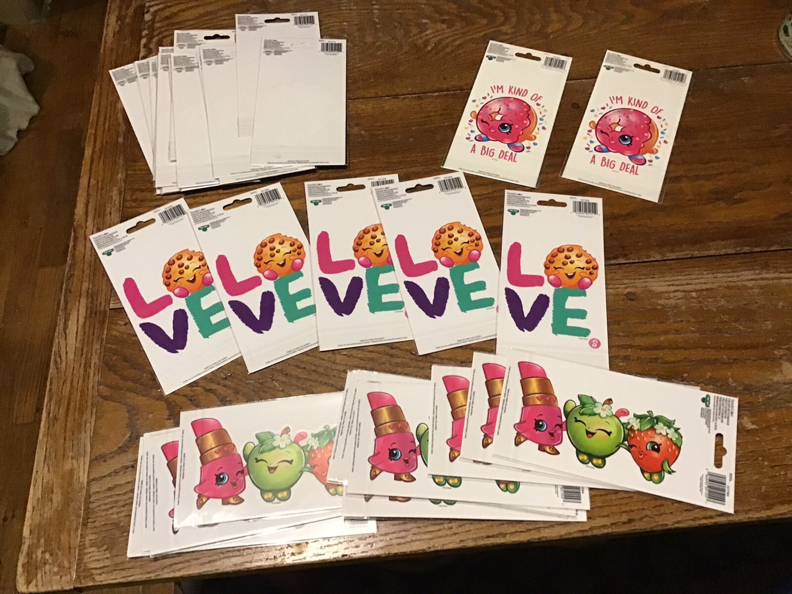 NEW SHOPKINS stickers Decals Lot Of 32 Packs Children LOVE Figures lipstick