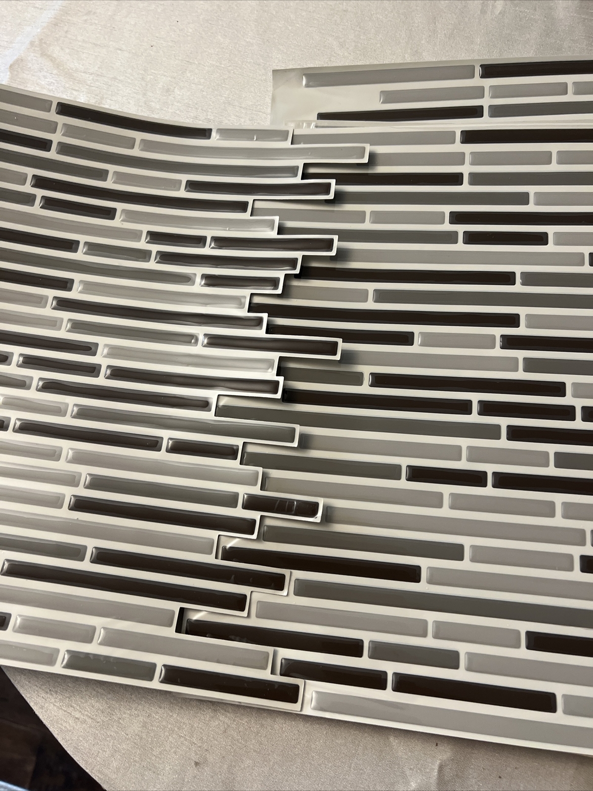 Art3d Self-adhesive Peel and Stick Sink Backsplash Tile, 12" x12"(6 sheets)
