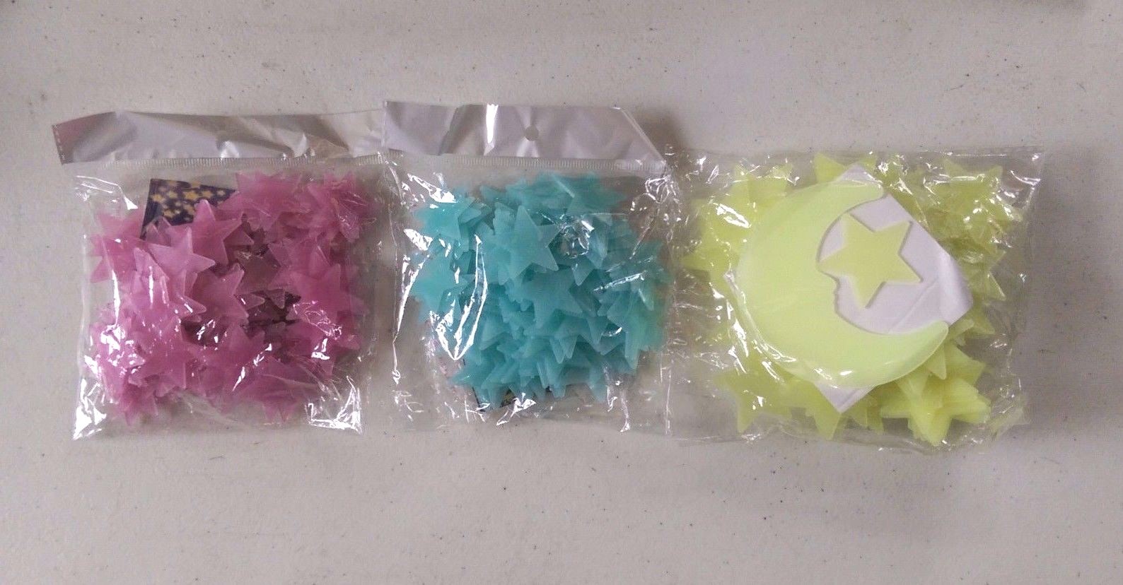 PKG of 200 GLOW IN THE DARK 1.25" to 1.5" Blue, Yellow, or Multi-Colored Stars