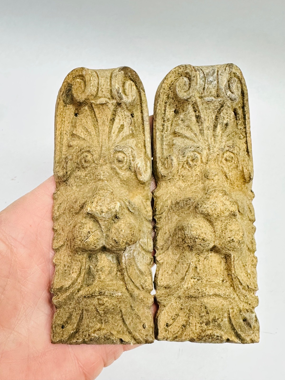 3 Wood Pressed Onlays Applique Furniture Decor Rococo Lion Head Figural 5"
