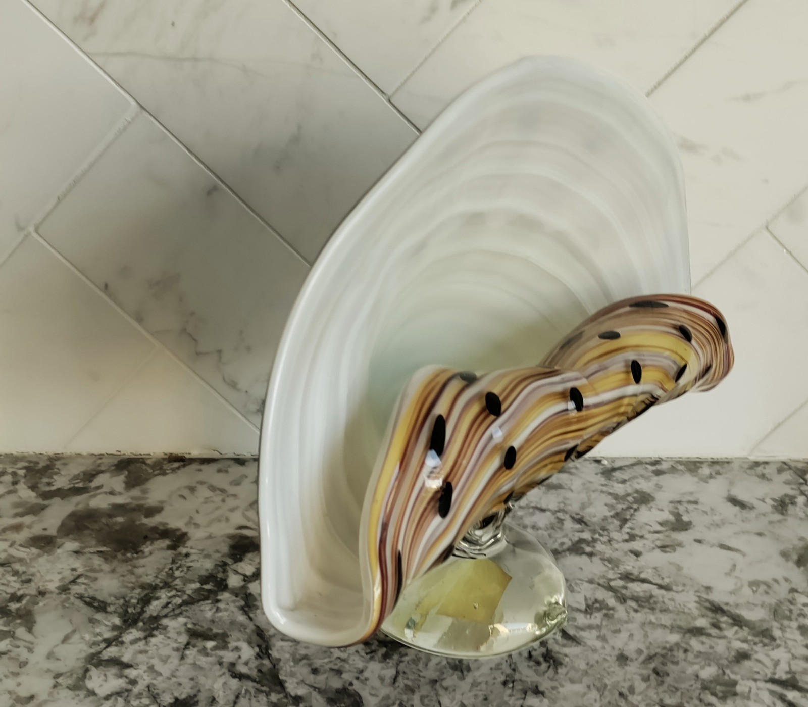 MURANO Italy vintage shell vase