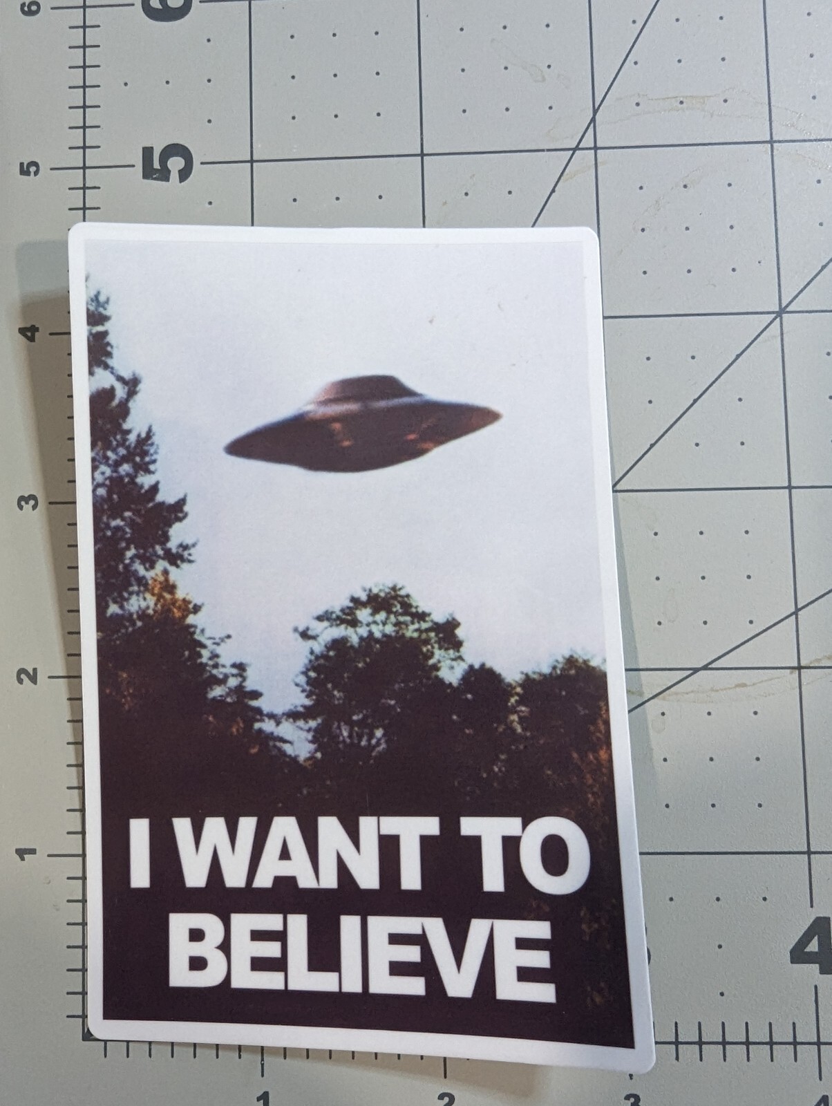 "I want to believe" poster from "The X Files" die-cut vinyl sticker 3×4.5" white