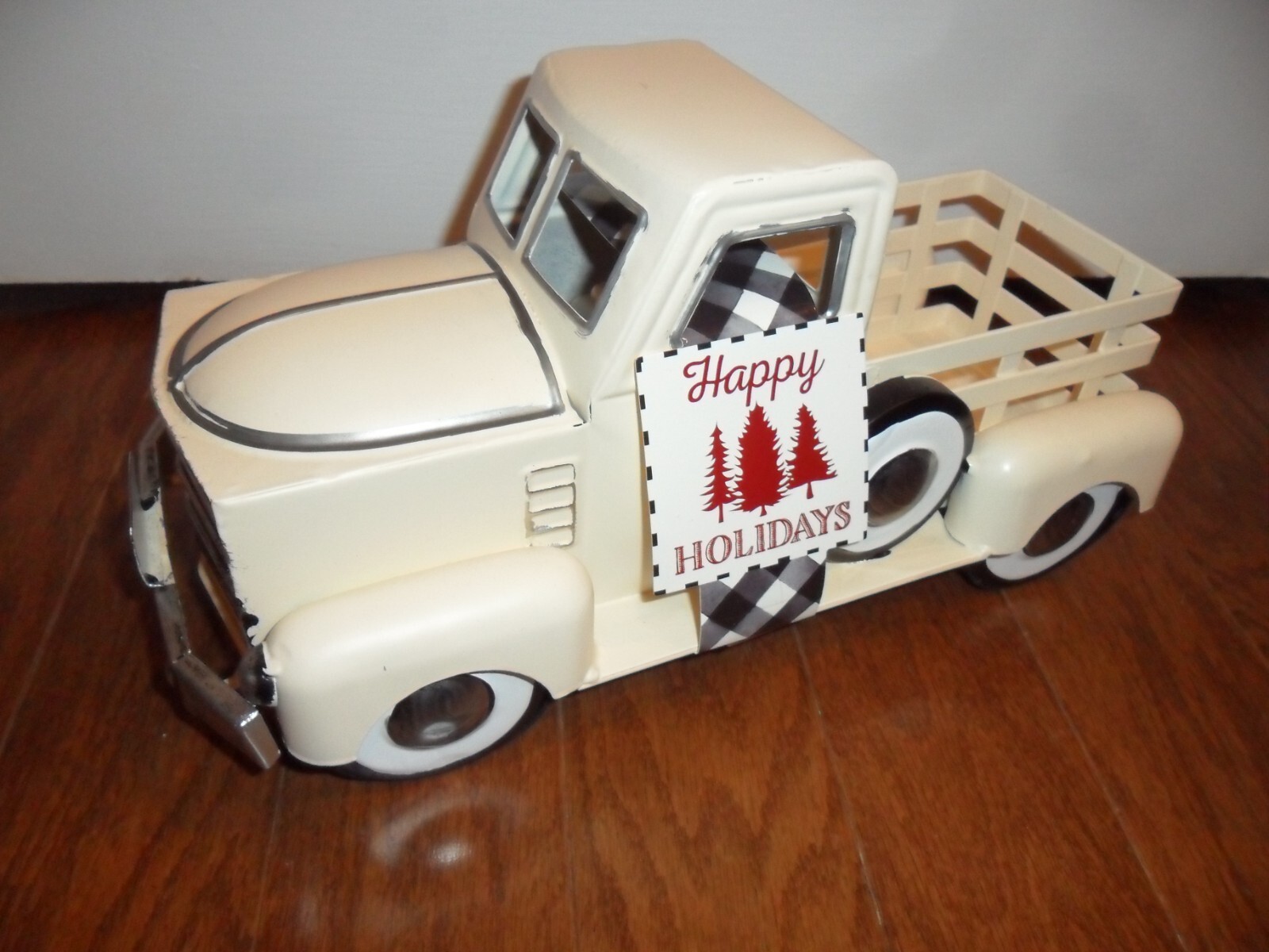 Beige Metal Truck Decoration Happy Hollidays Rustic Home Style