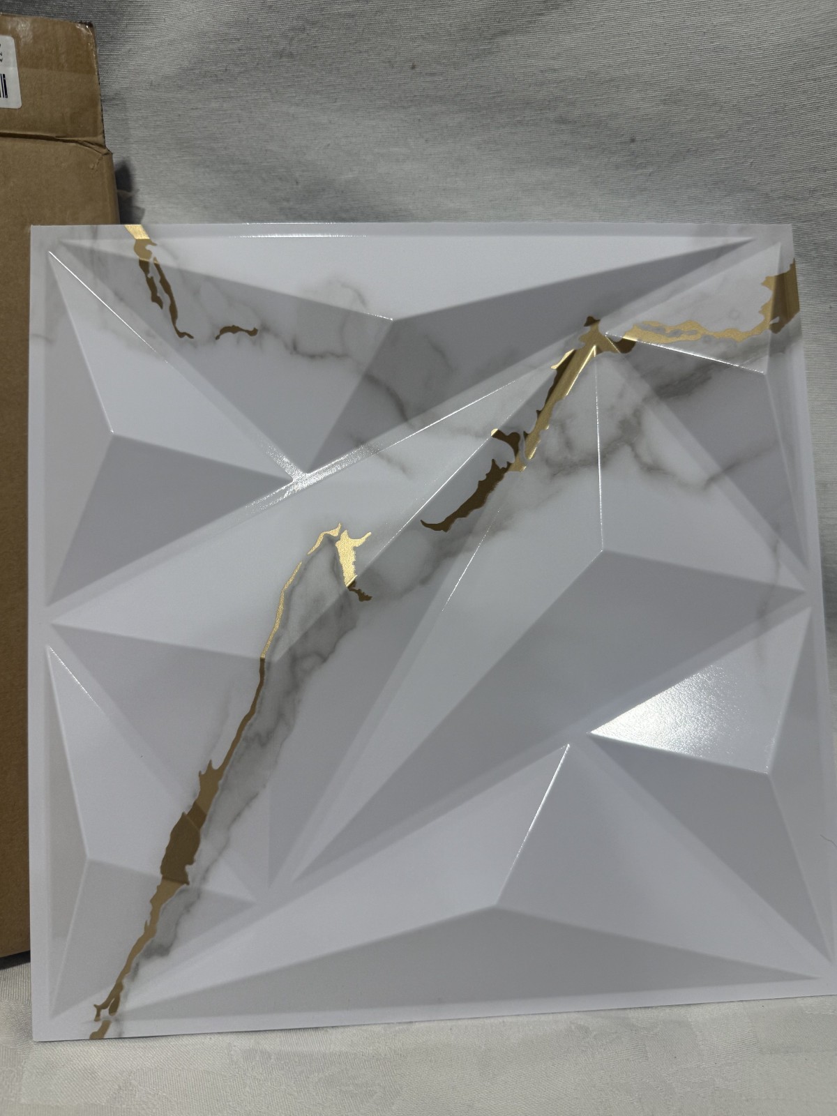Art3d 33 Pack 3D Wall Panels 12×12 Gold Veined White PVC Wall Decor Accent Tile