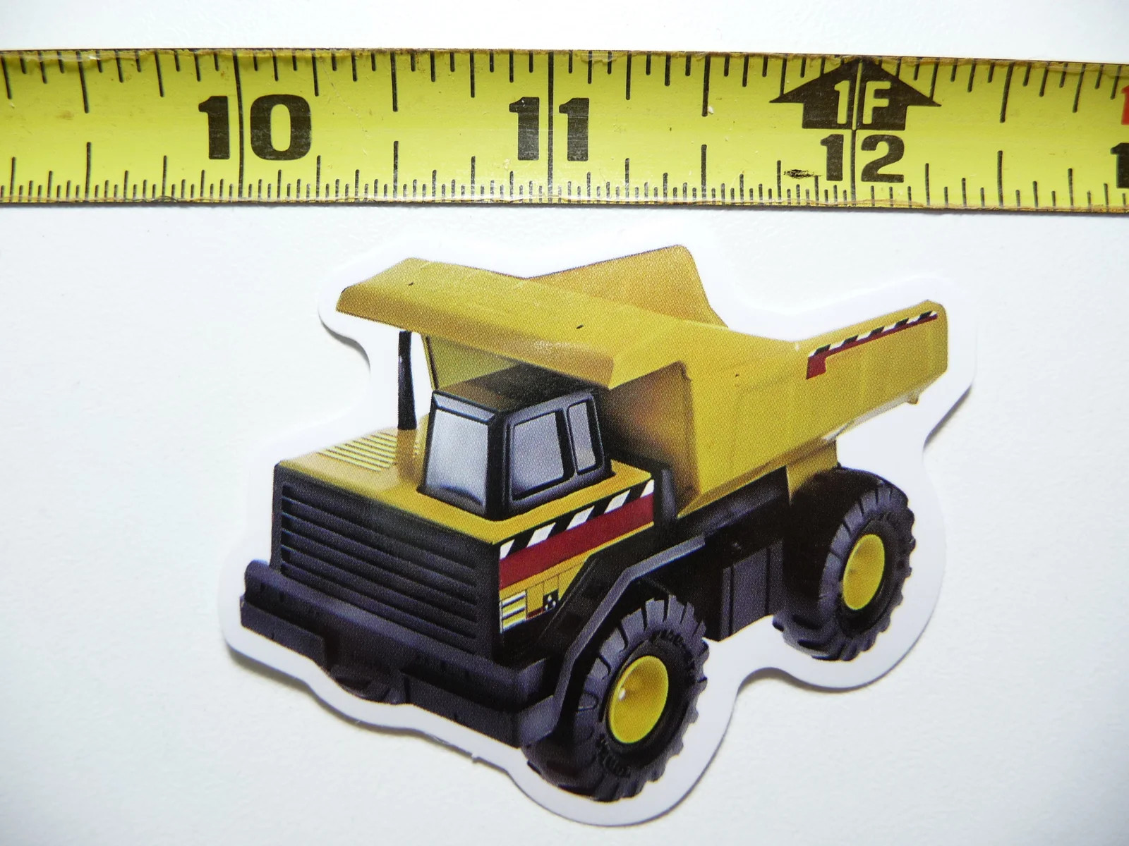 TOY DUMP TRUCK SMALL STICKER DECAL CONSTRUCTION DEVELOPMENT MACHINERY DRIVER