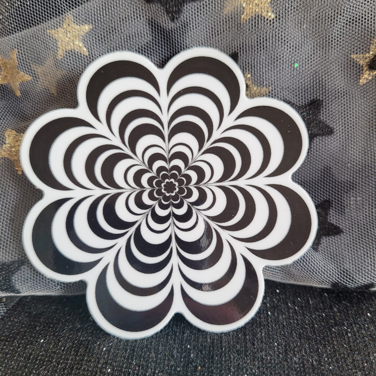 BWC010-Flower Shaped Black White Sticker | Flowers | Monochromatic | Psychadelic