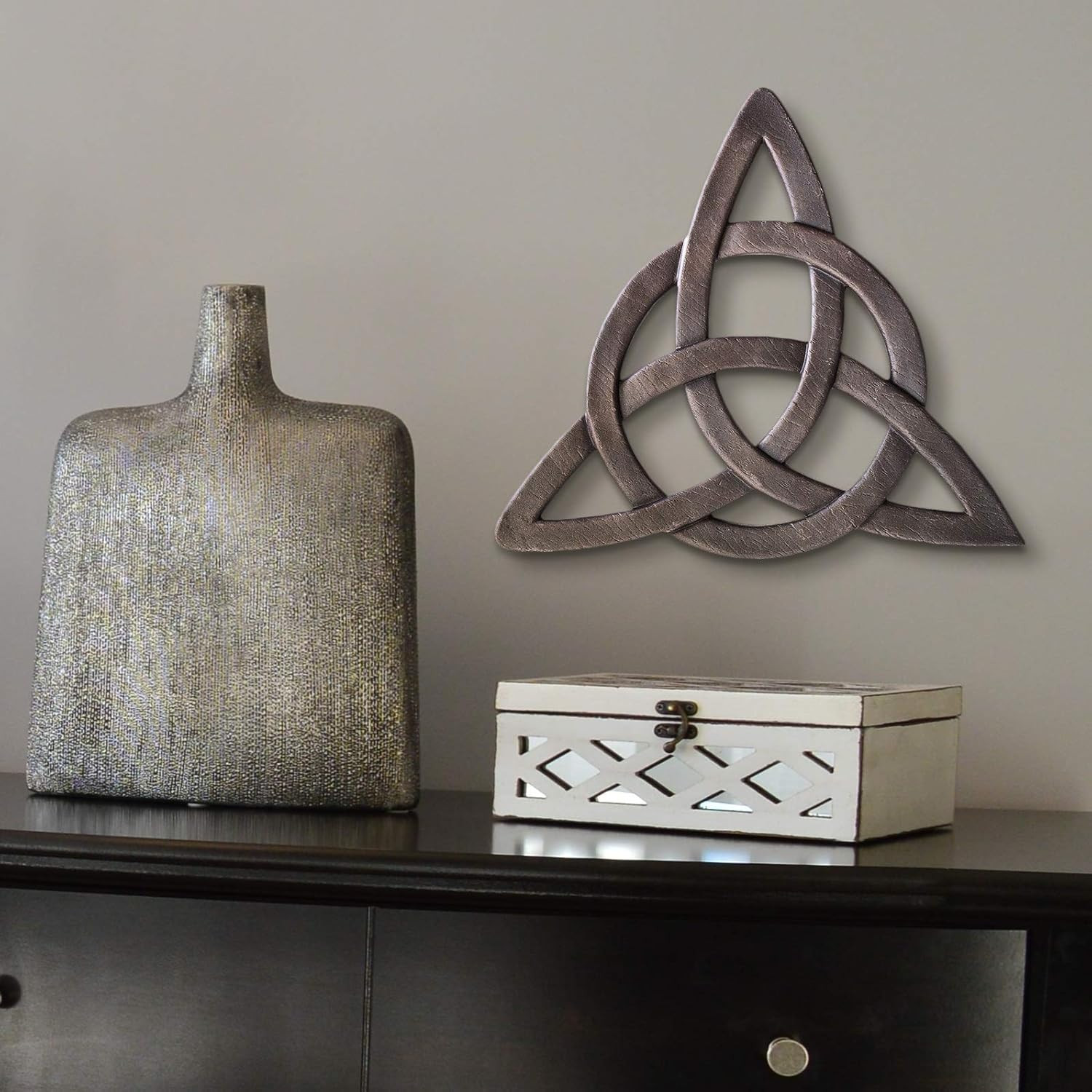 Resin Celtic Trinity Knot Wall Art for Home Decoration, Religious Communion Bapt