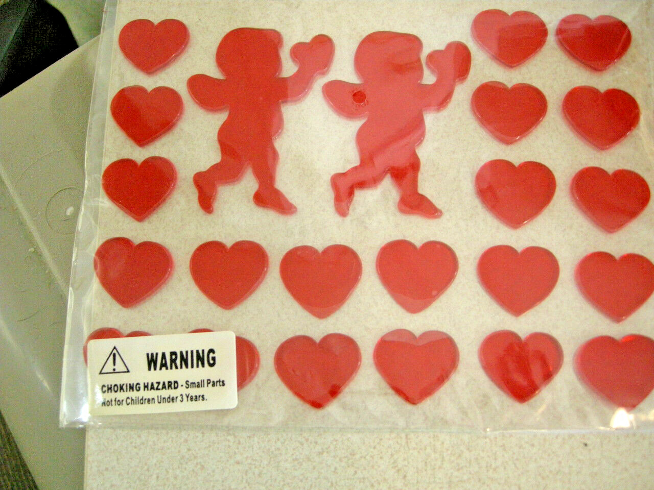46 Total GEL STICKERS Valentines Heart Shaped Decorations – Windows Mirrors *NEW