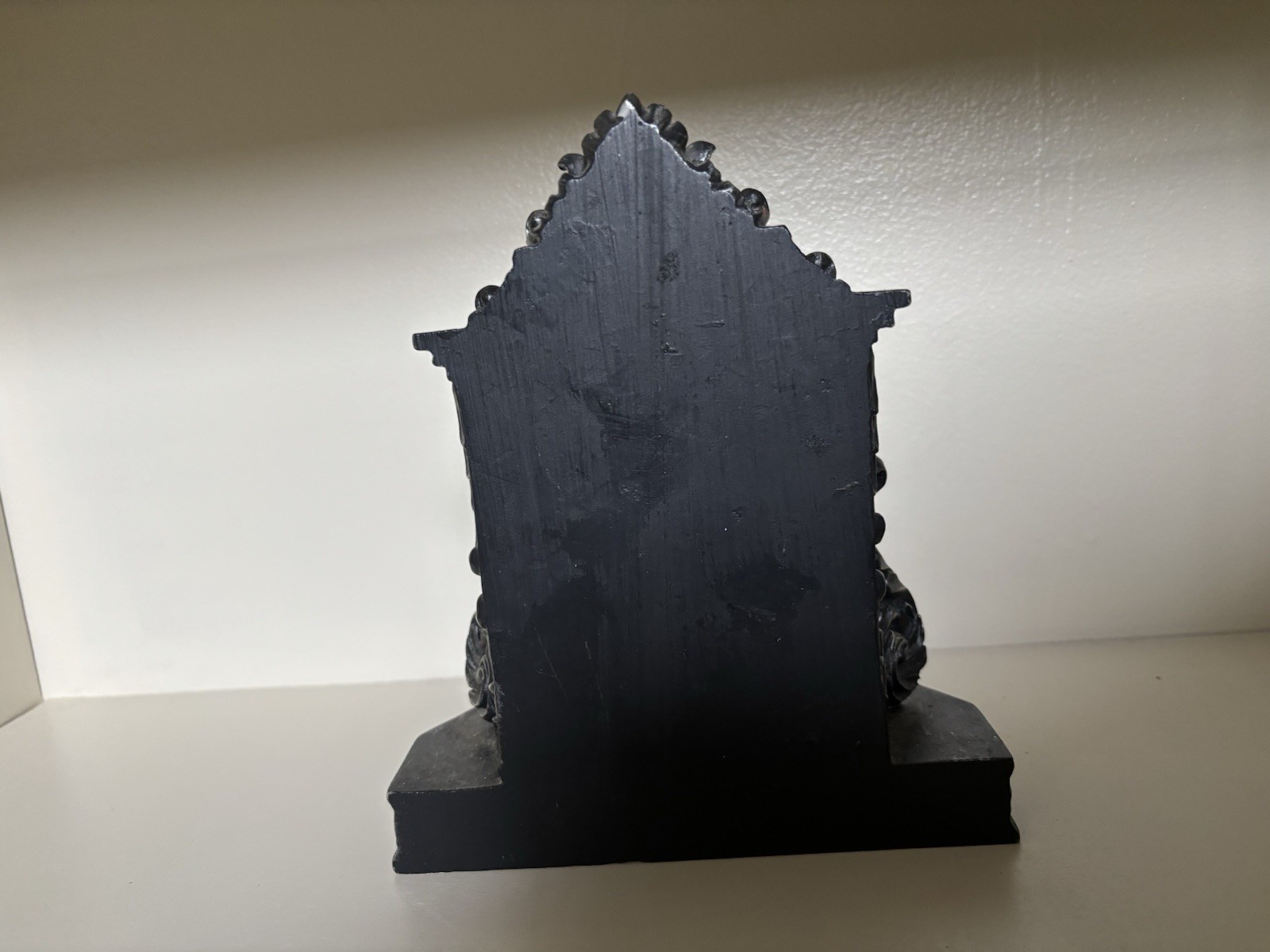 House Decoration|Black Stone Border With Mini Mural|Perfect For Your House