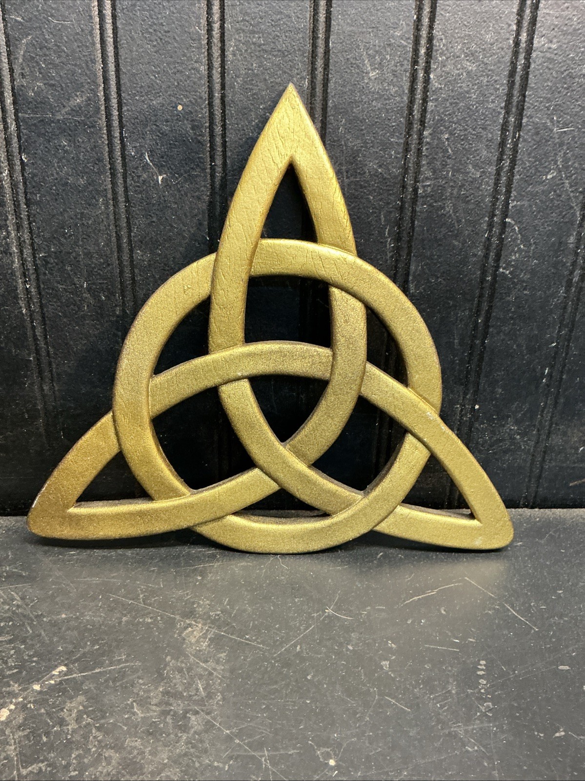 Super Z Outlet Resin Celtic Trinity Knot Wall Art for Home Decoration, 11in
