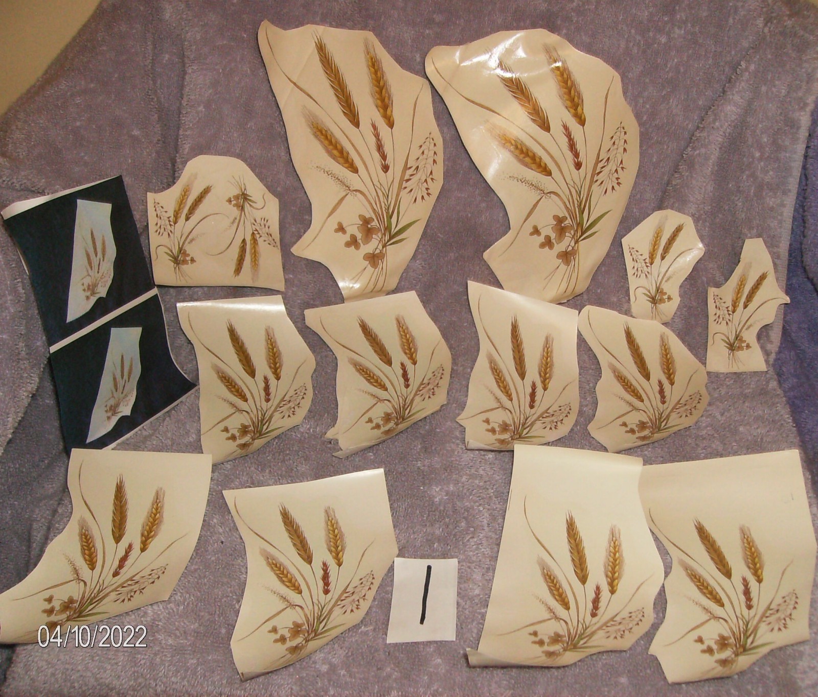 DELUXE WHEAT DECALS 8 PC 4 x 4 3/8" 2 PC 6 1/2 x 3 1/2" 4 PC 2 1/2 x 1 1/2" #1