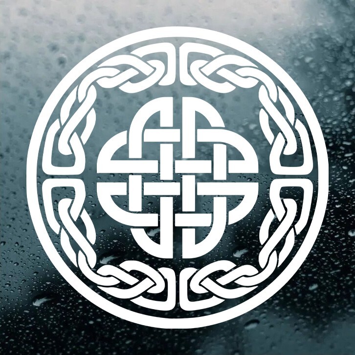 Celtic Knotwork Circle with Knot Vinyl Decal | Irish Gaelic | Die Cut Sticker