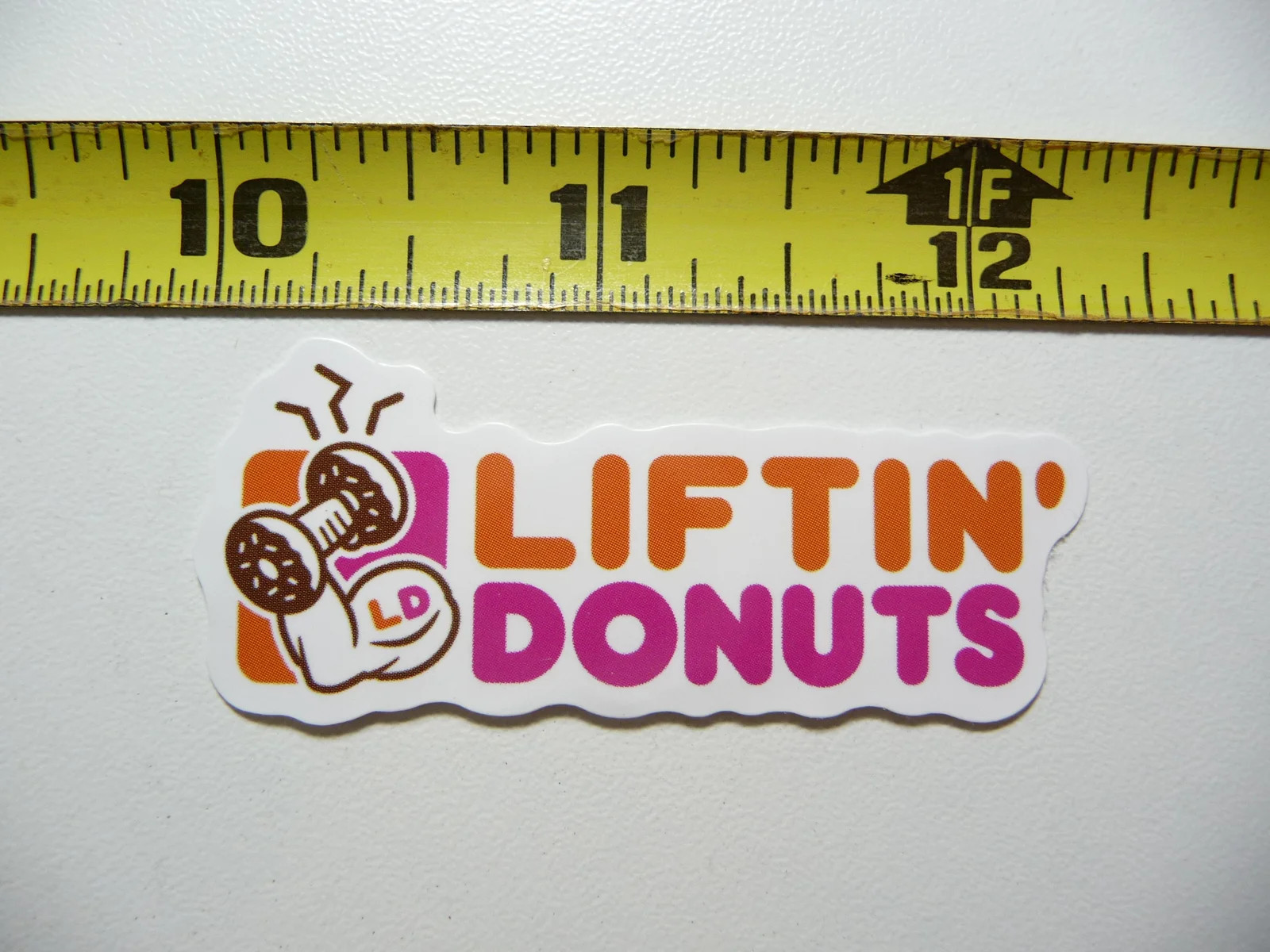 LIFTING DONUTS DOUGHNUTS SMALL STICKER DECAL EXERCISE WEIGHTS WEIGHTLIFTING
