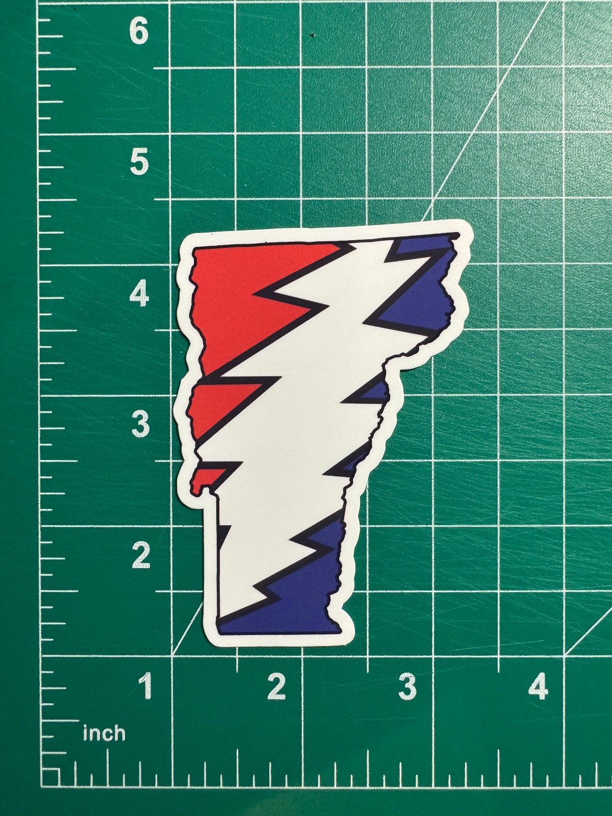 Vermont Stealie – Grateful Dead – Laminated Vinyl Sticker 2"x3"