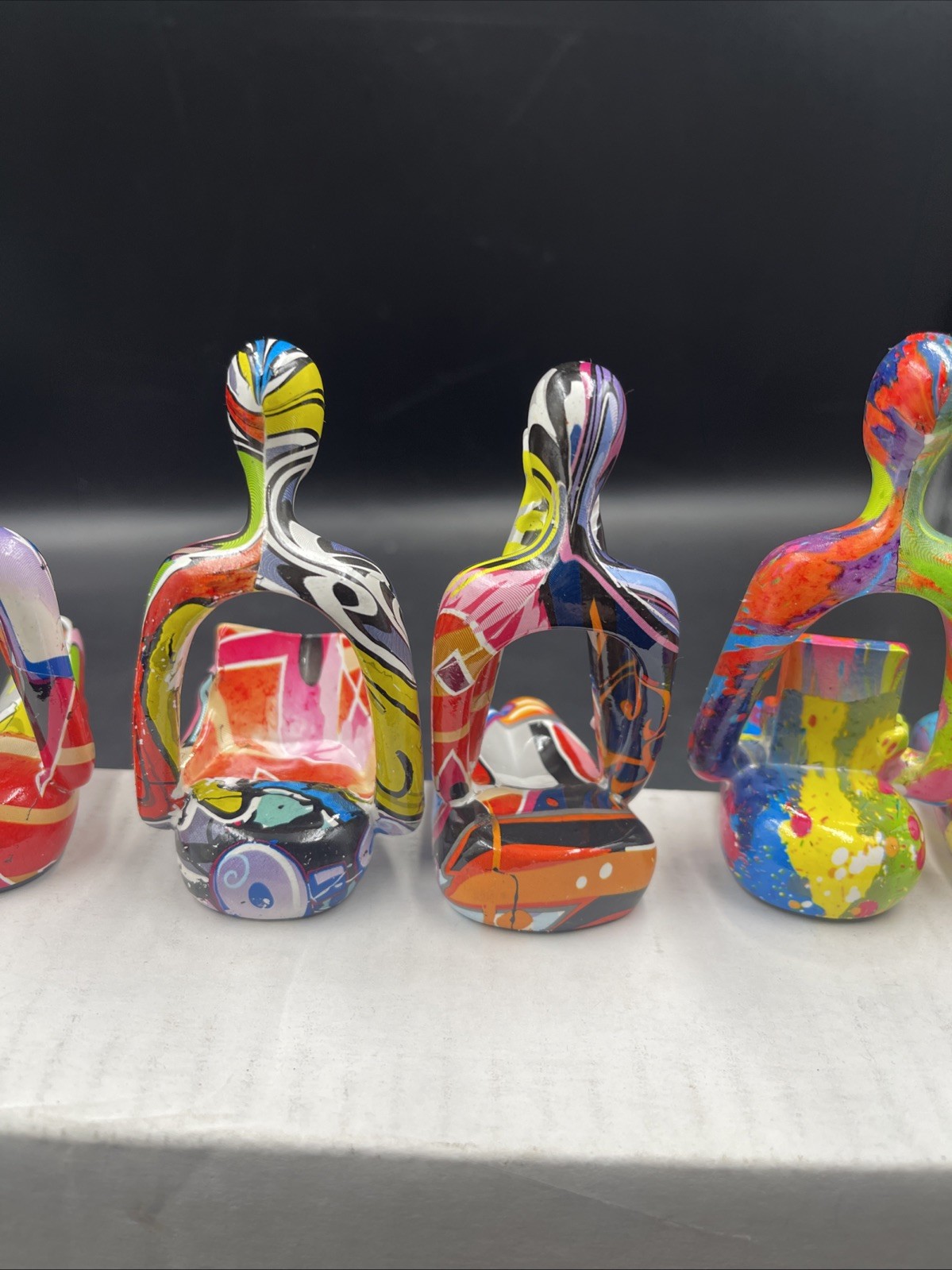home decor set of 7 resin graffiti thinker Reader statues accent abstract