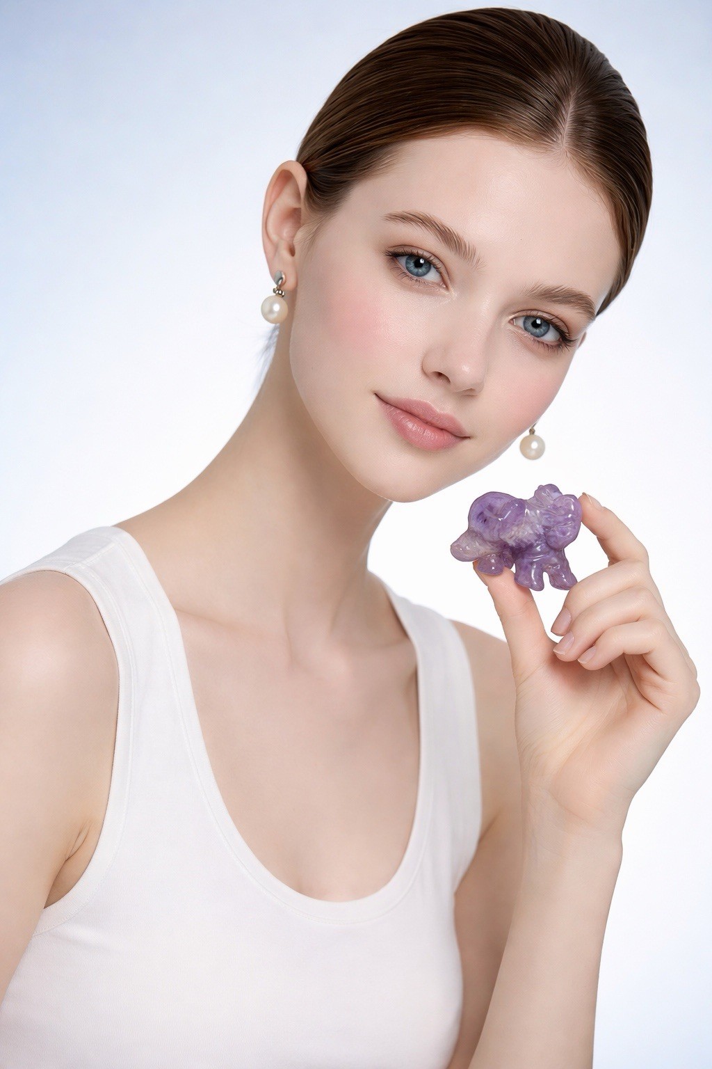 Hand-Carved Amethyst Elephant Figurine – Natural Purple Stone