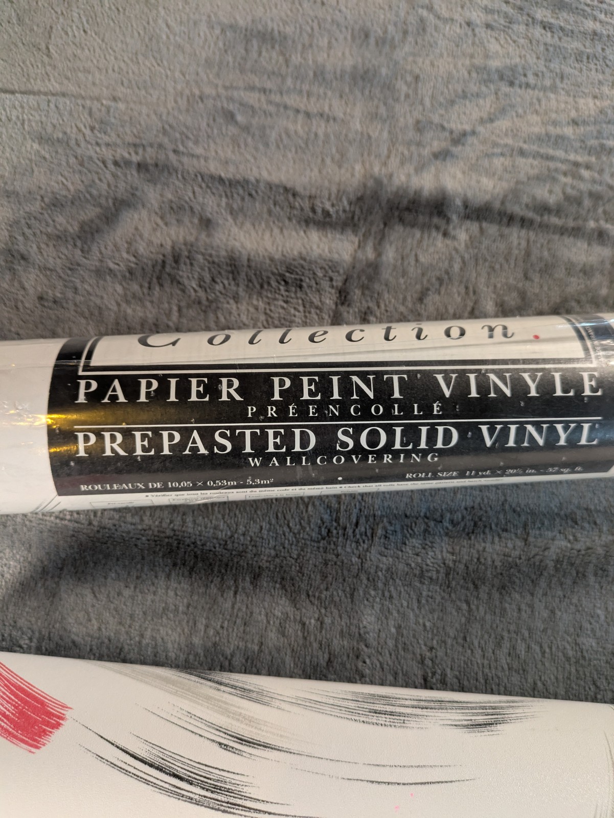 Venilia Collection Prepasted Solid Vinyl Wallpaper Rosanna Abstract 3 Rolls