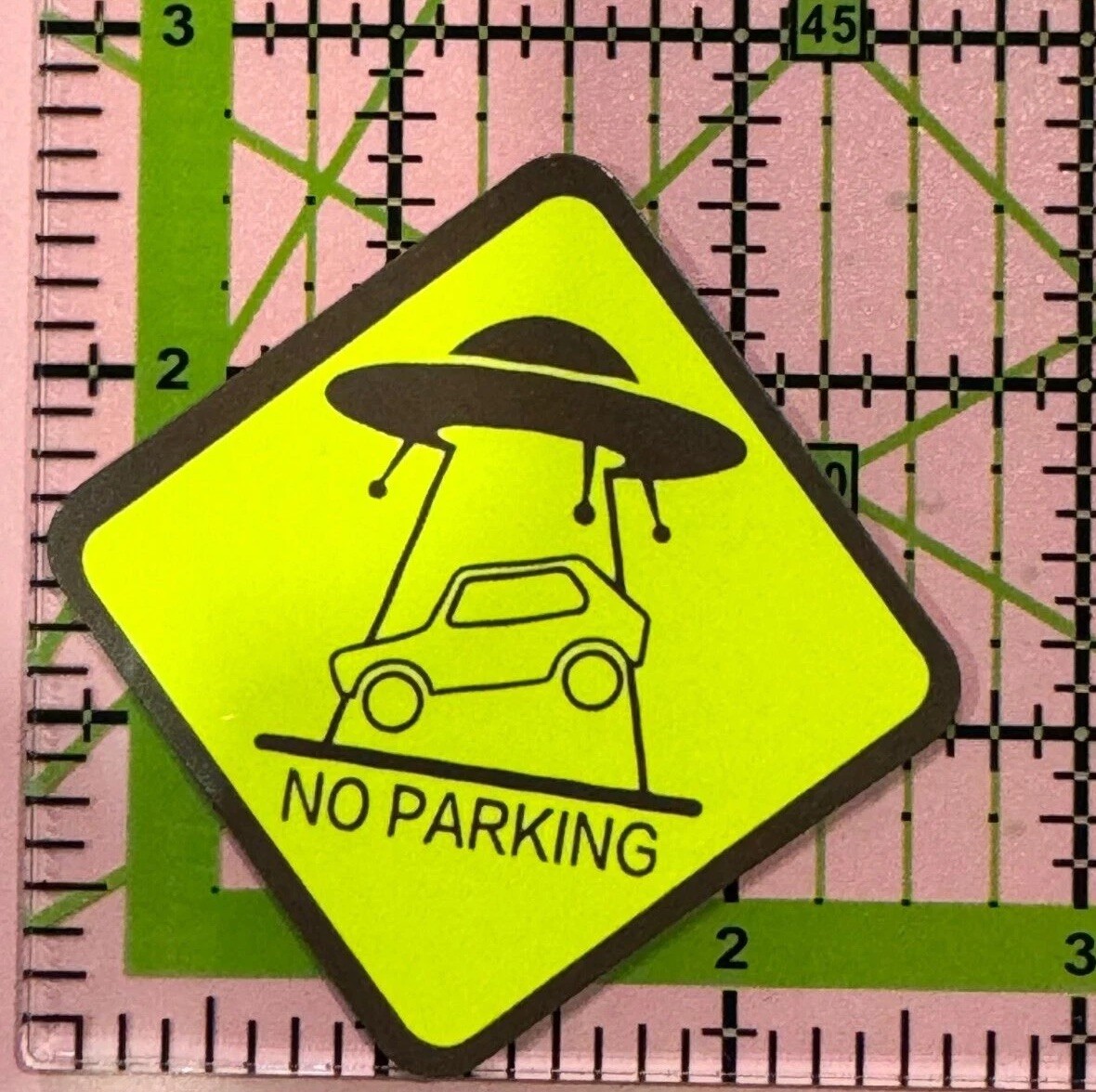 Area 51 NO PARKING – ALIEN THEFT – Vinyl Decal Sticker Bomb Funny Warning Rad