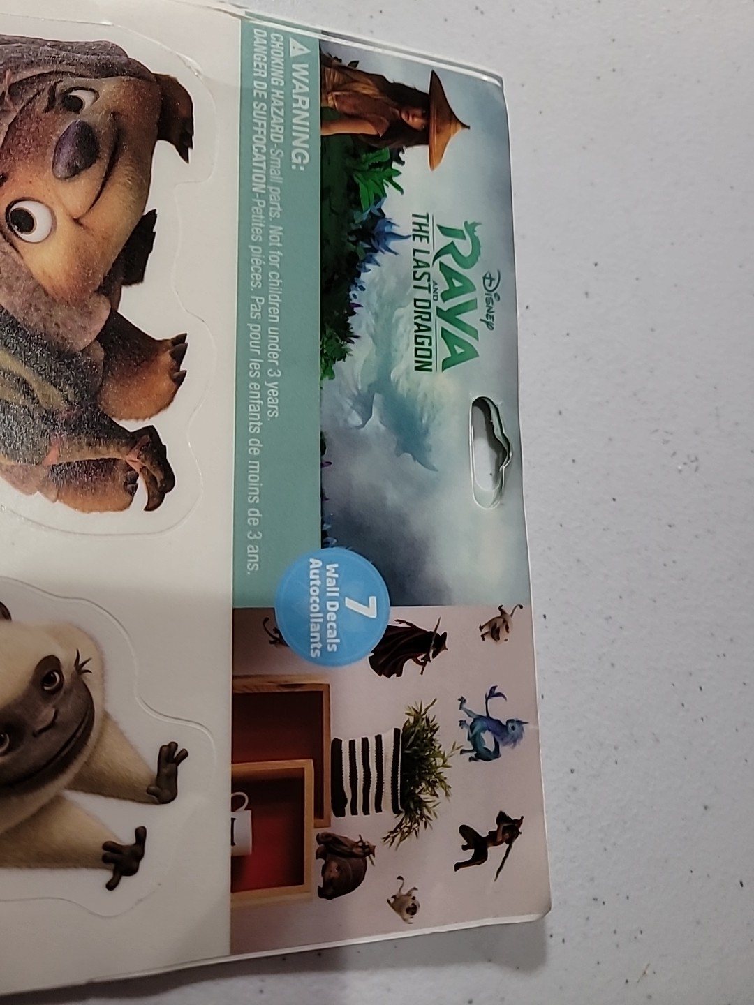 7 wall decals autocollants DISNEY RAYA AND THE LAST DRAGON