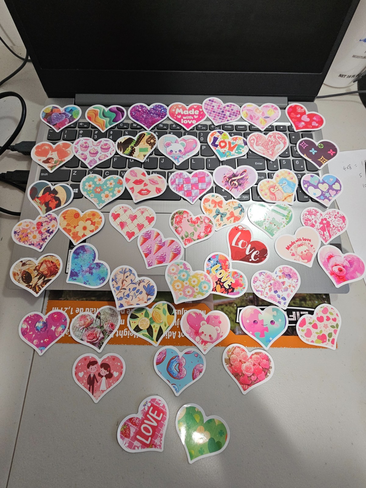50pcs Heart Stickers Love Aesthetic Vinyl Decals for Valentine Gift Laptop Decor