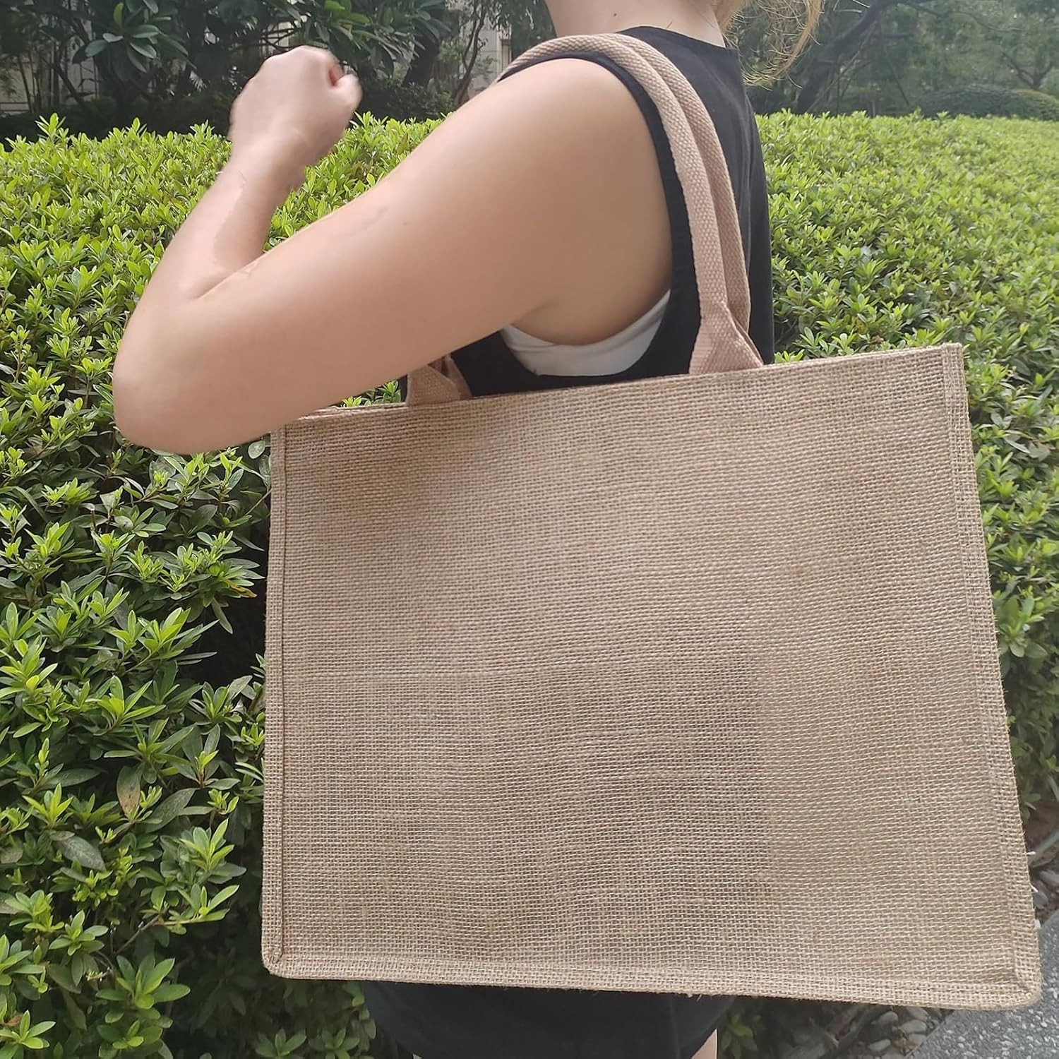 6 Pack Jute Tote Bag Reusable, Burlap Beach Bags with Sturdy Rounded Handles,…