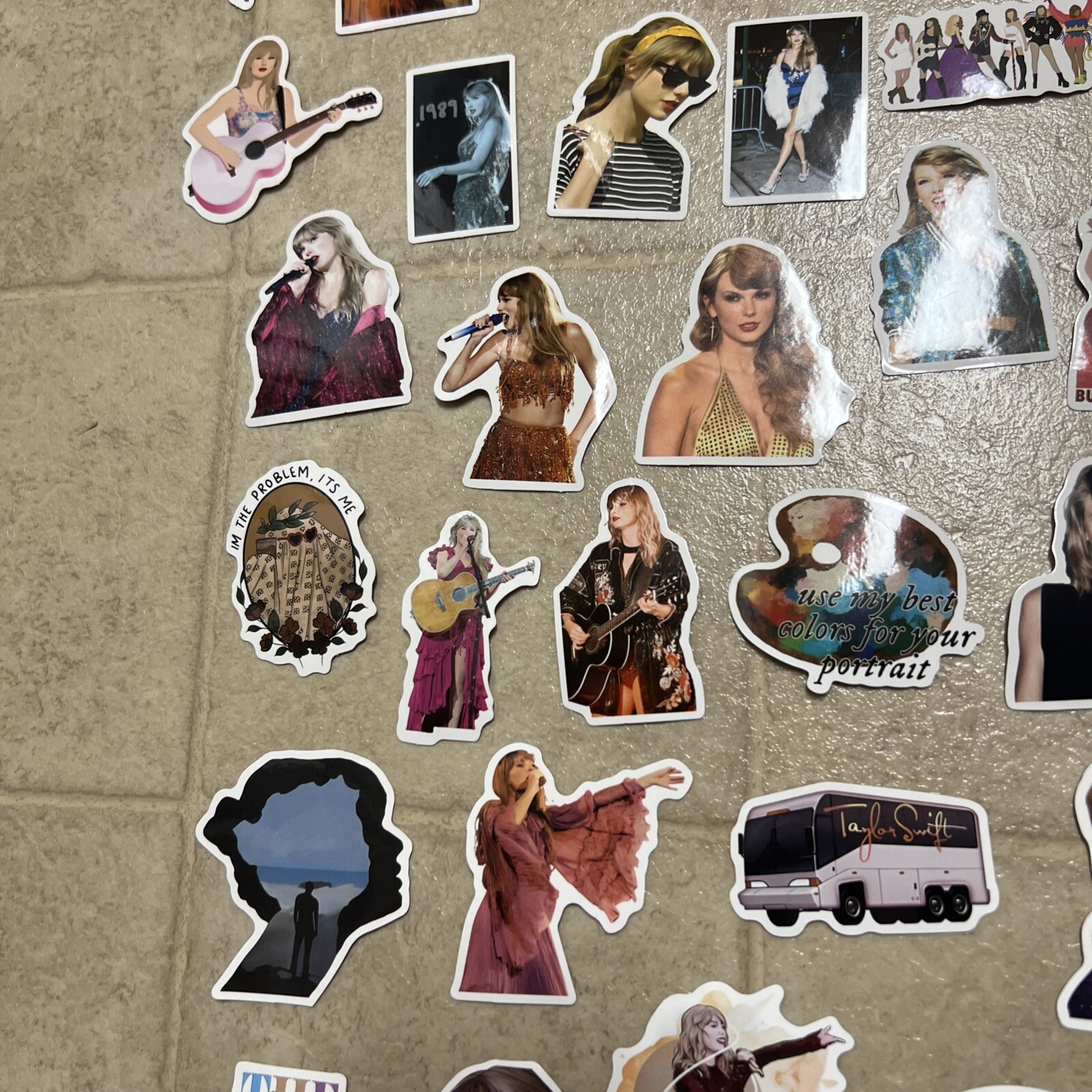 100 Piece Taylor Swift Stickers Laptop Luggage Decals Dope Wall Sticker Lot D