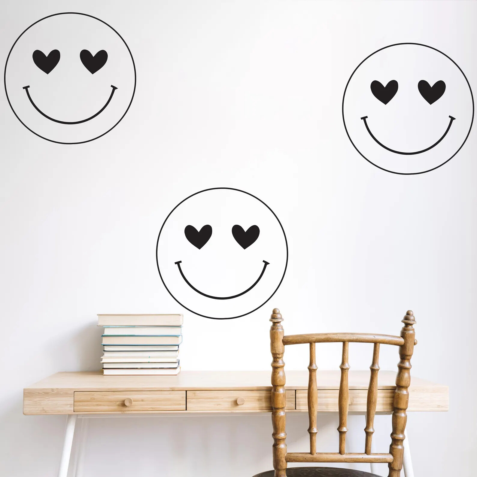 Set of 6 Smiley Face Wall Decals with Heart Eyes in 10×10 or 22×22 Inches n086